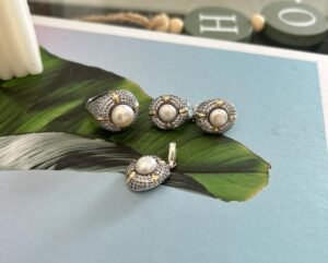 1685 joyas oro plata